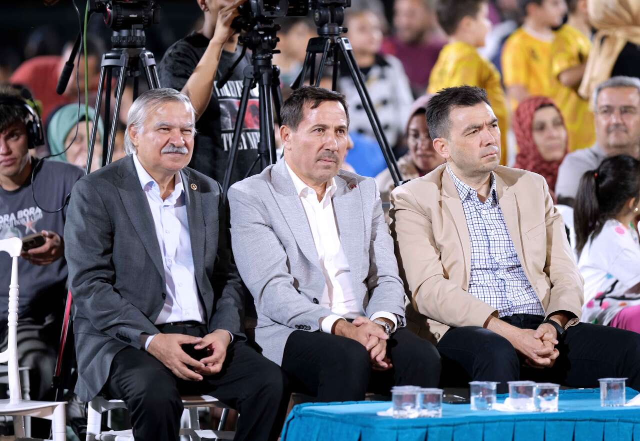 Konya’da 8 haftalık maraton sona erdi! 3 bin 670 çocuk renkli bir finalle veda etti 9